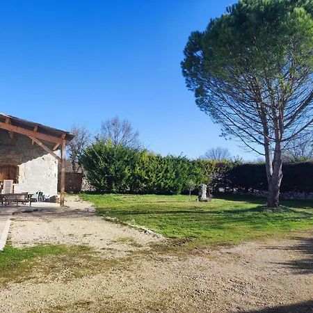 La Tourterelle Casa de Férias Saint-Georges (Gers)